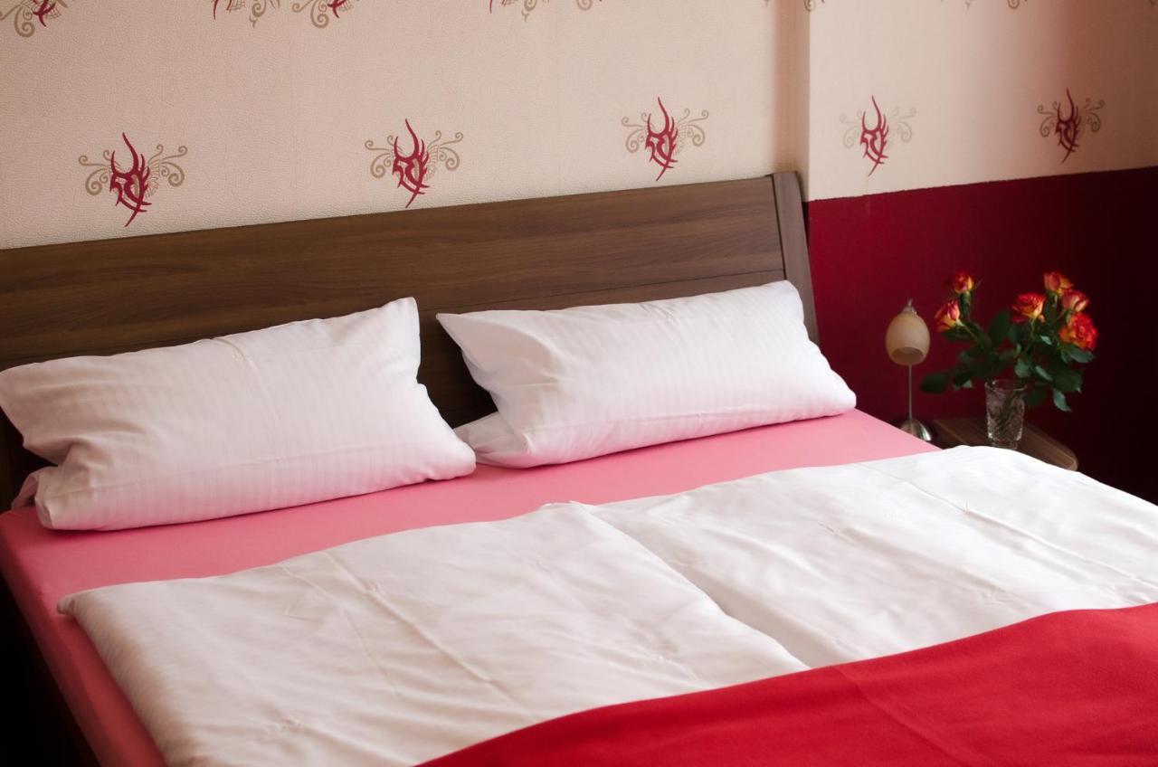 Hotel-Pension Charlottenburg Берлин Екстериор снимка