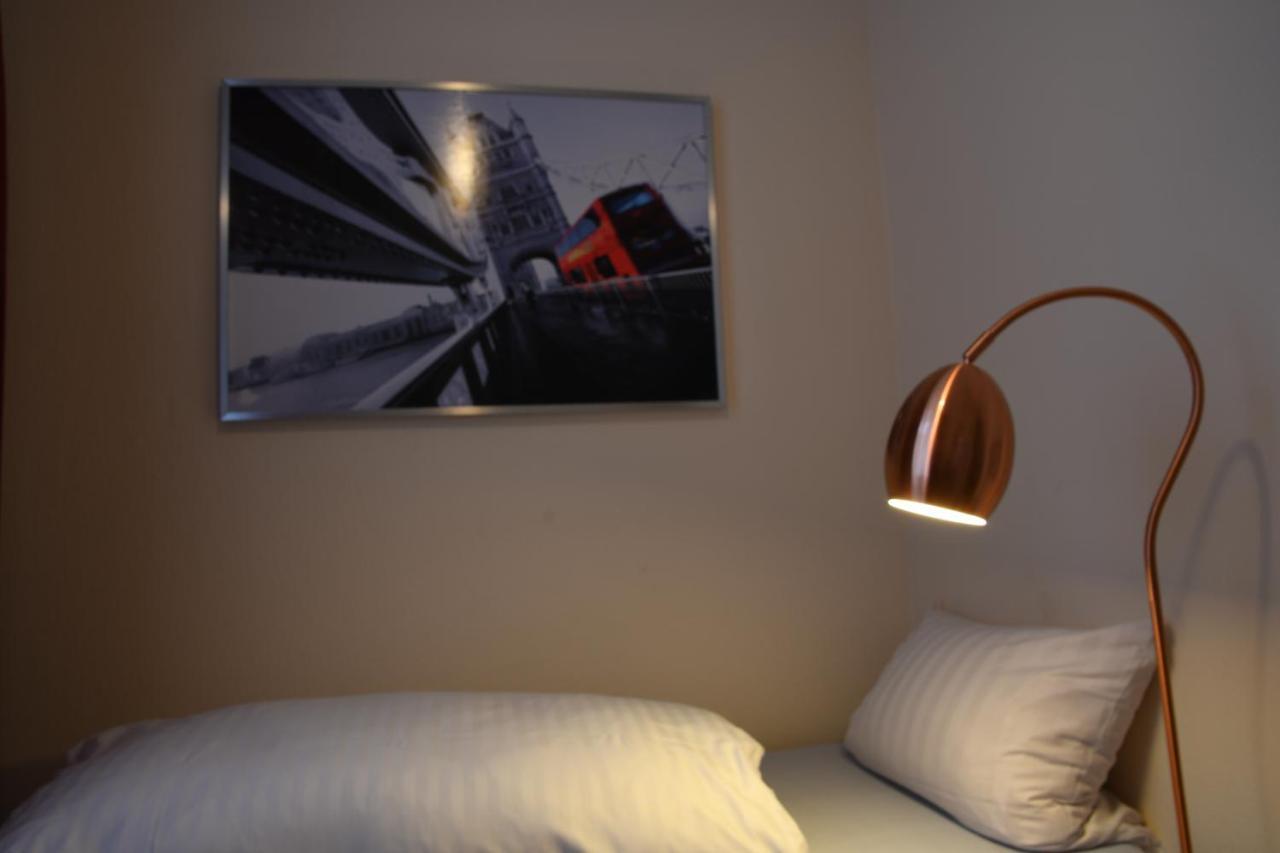 Hotel-Pension Charlottenburg Берлин Екстериор снимка