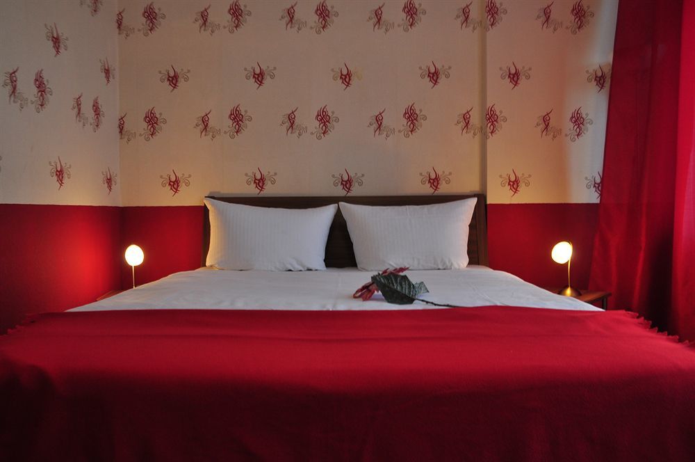 Hotel-Pension Charlottenburg Берлин Екстериор снимка