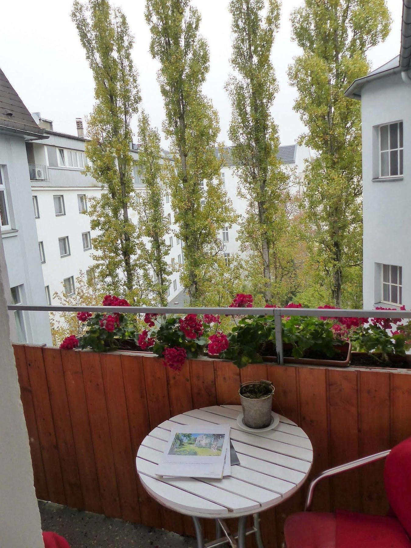 Hotel-Pension Charlottenburg Берлин Екстериор снимка