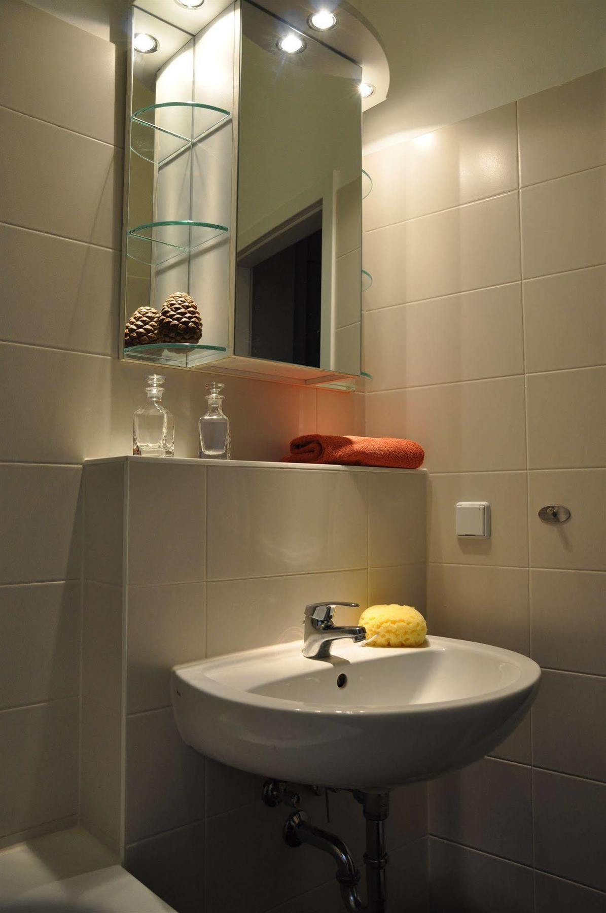Hotel-Pension Charlottenburg Берлин Екстериор снимка