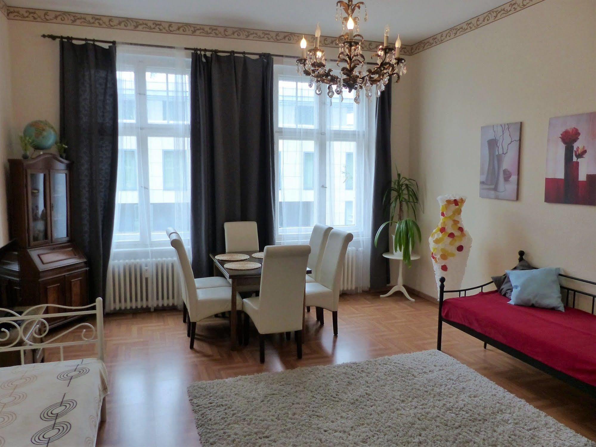 Hotel-Pension Charlottenburg Берлин Екстериор снимка